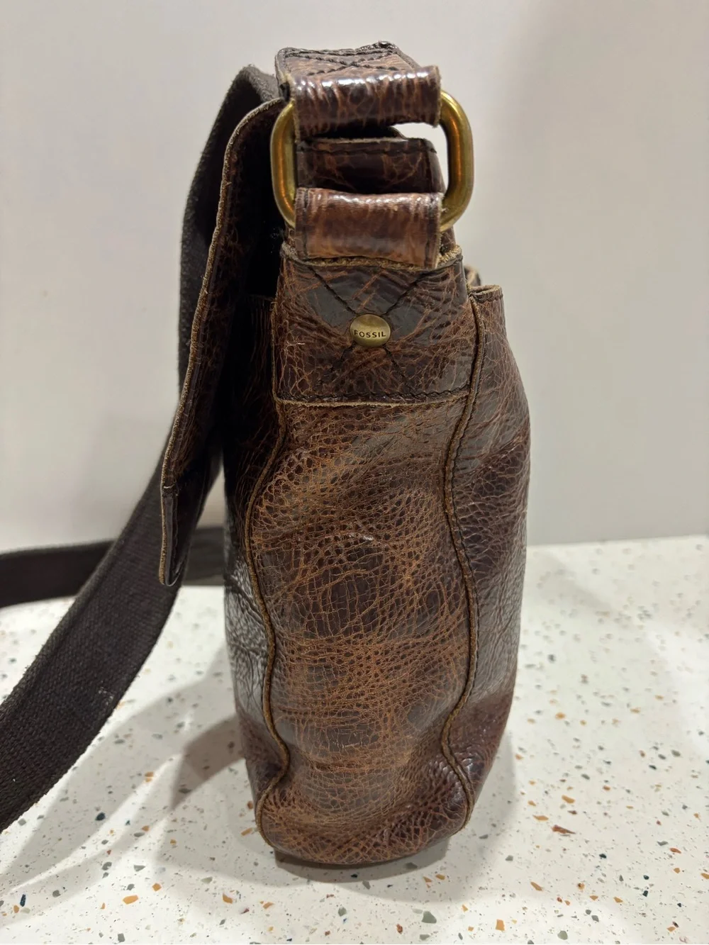 Vintage Fossil Distressed Brown Leather Crossbody Bag